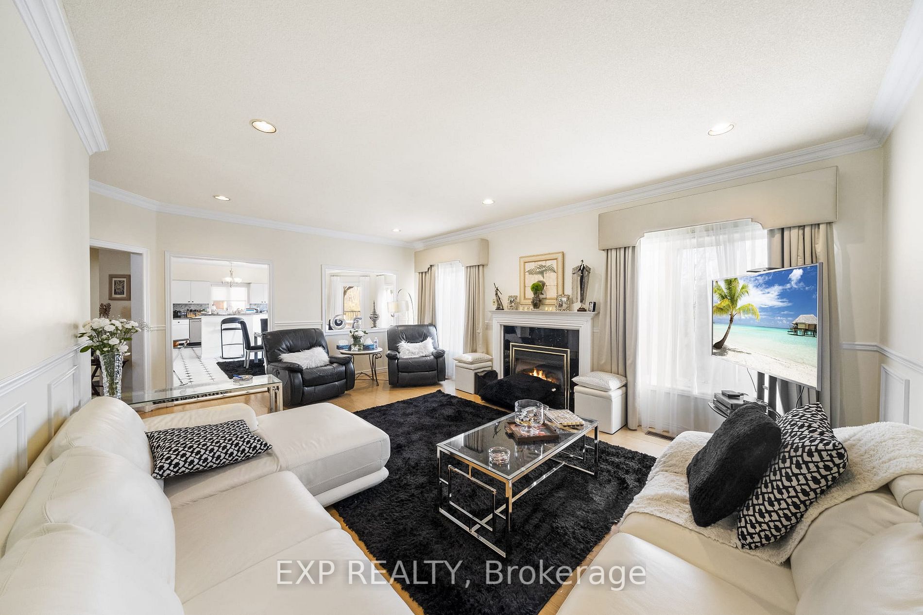 2166 Erin Centre Boulevard