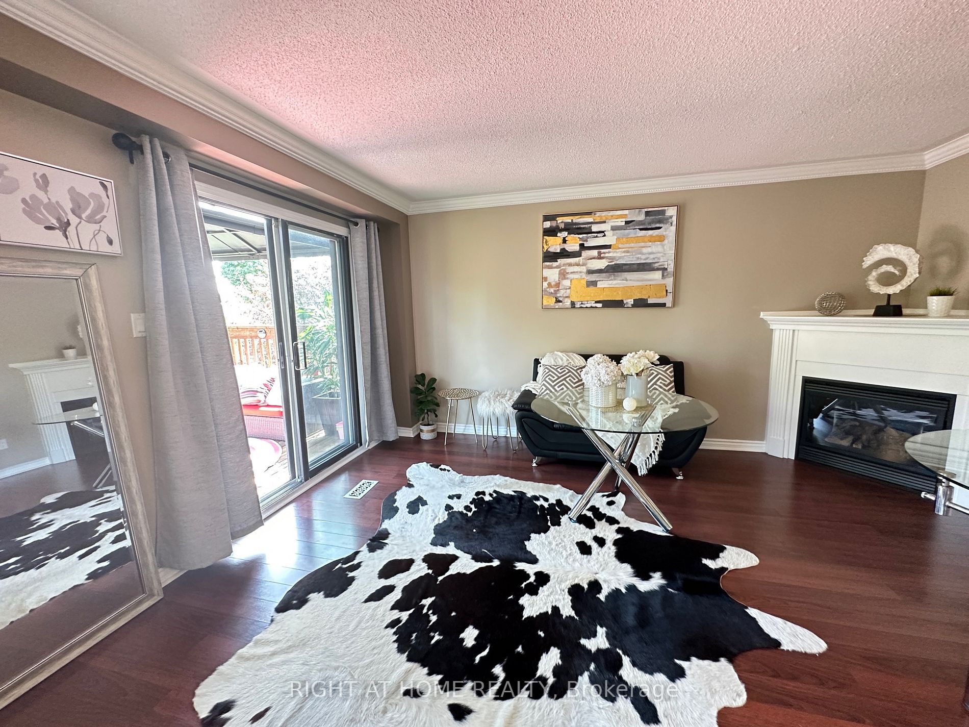 318 Hansen Blvd
