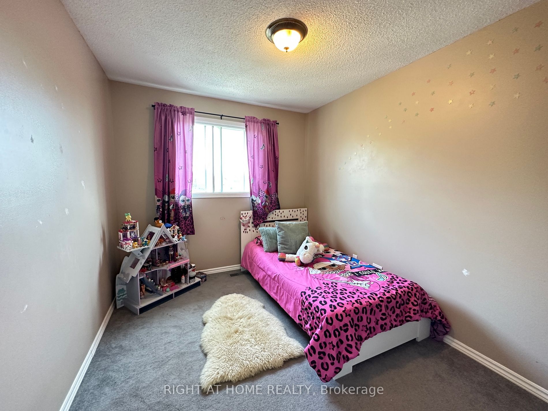 318 Hansen Blvd
