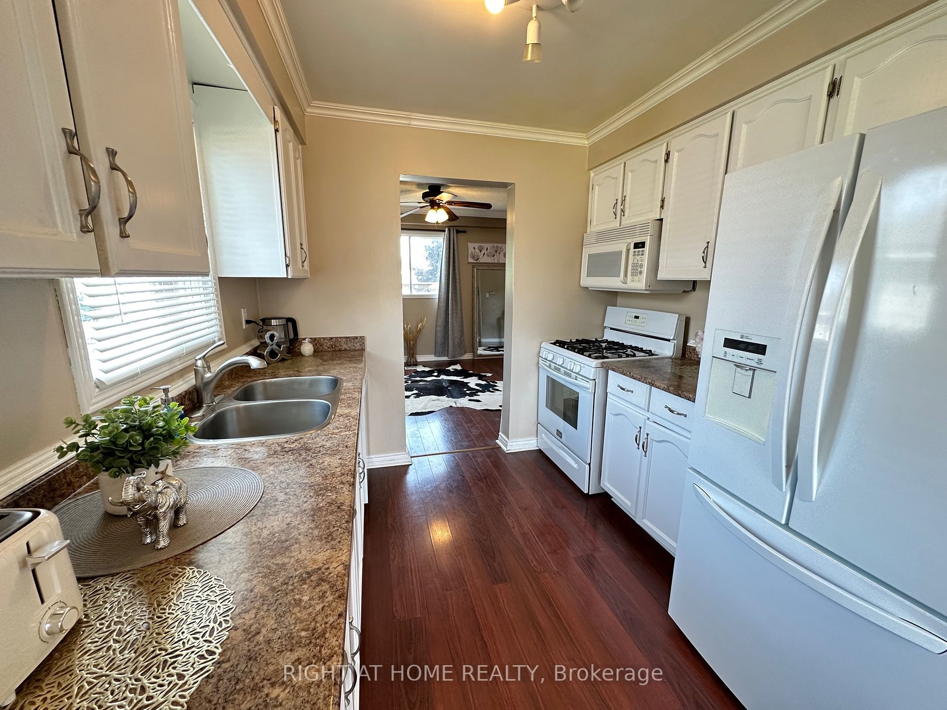 318 Hansen Blvd