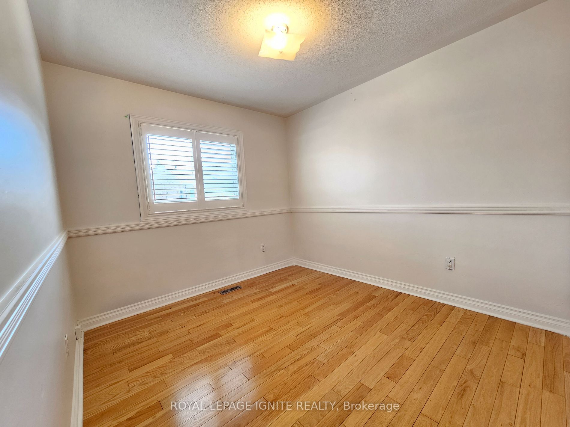 6 Trevino Crescent