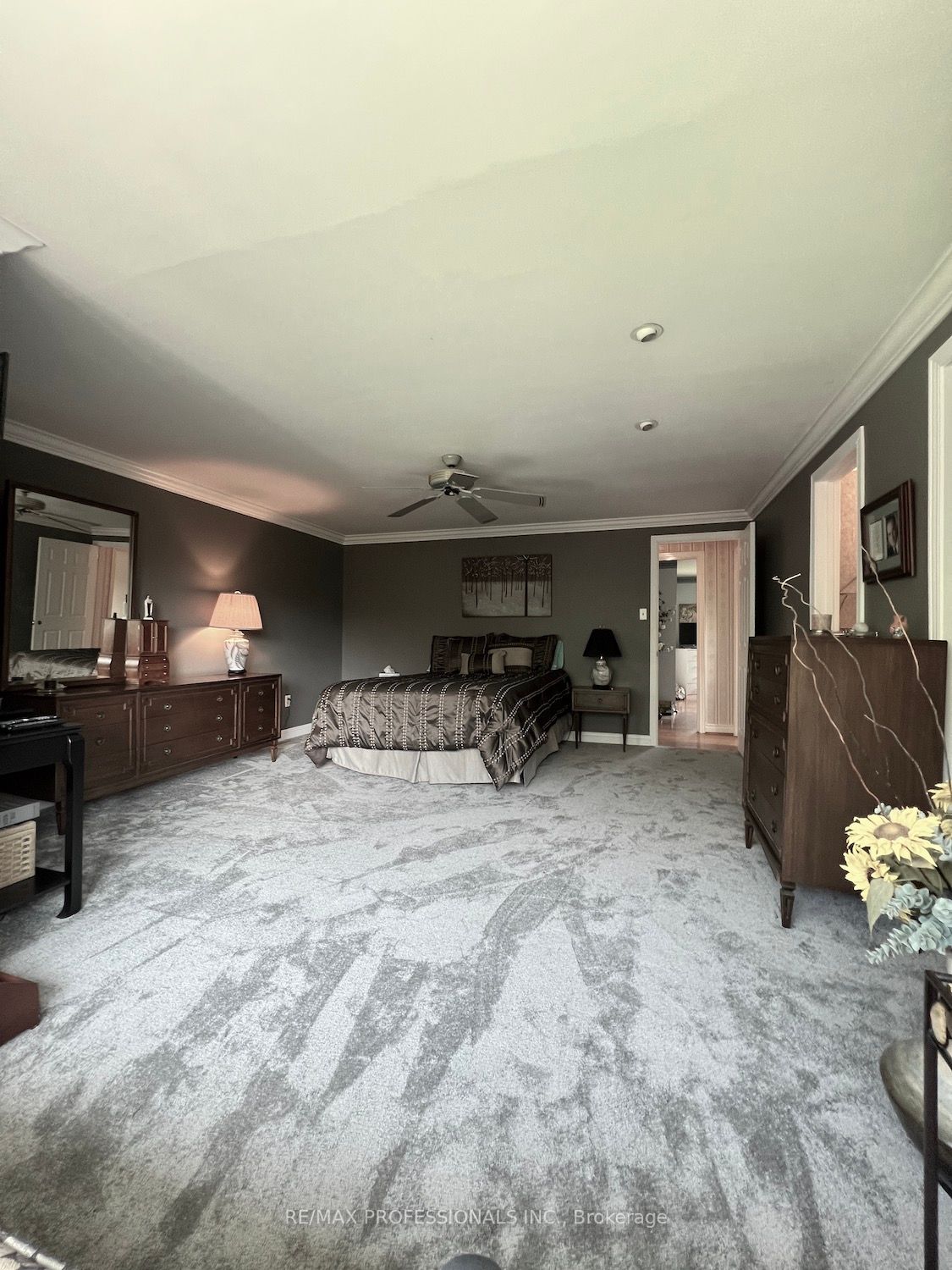 20 Noble Crt