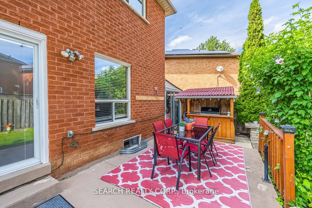 3388 Water Lily Crt