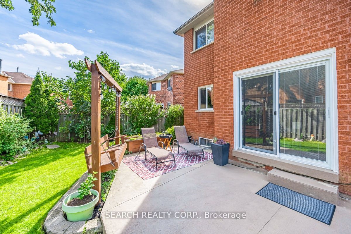 3388 Water Lily Crt