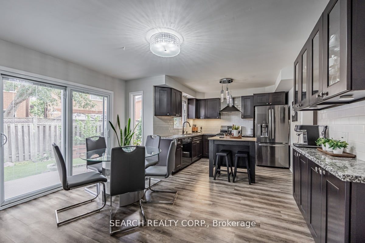 3388 Water Lily Crt