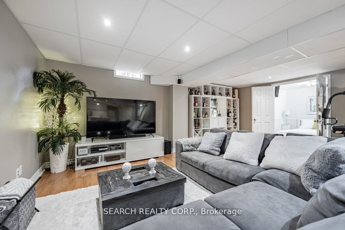 3388 Water Lily Crt
