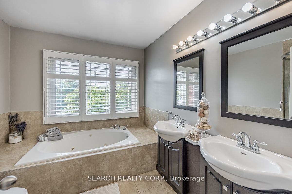 3388 Water Lily Crt