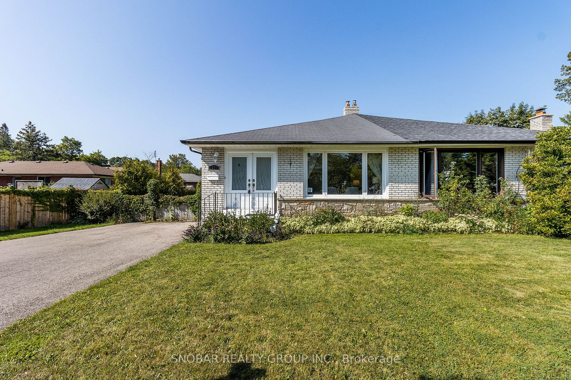 1277 Fairdale Dr