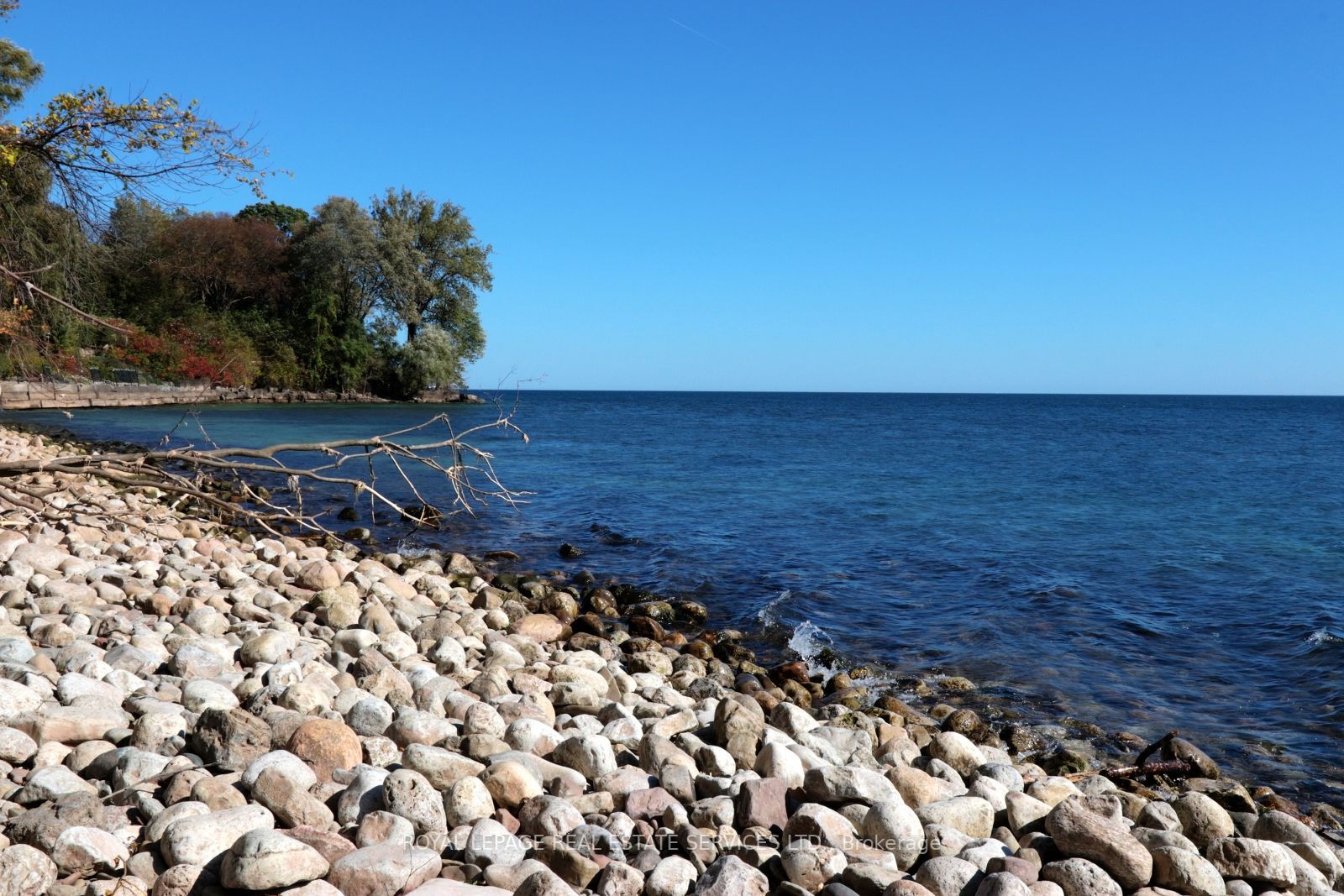4306 Lakeshore Road