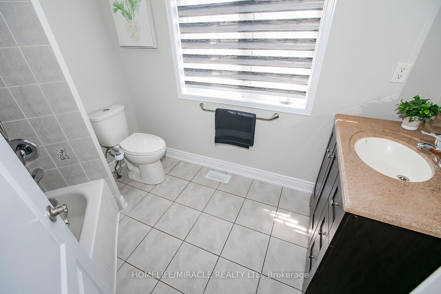 58 Mistycreek Cres