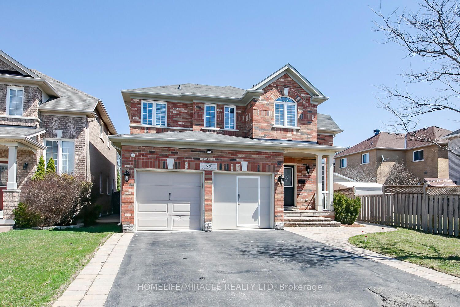 58 Mistycreek Cres