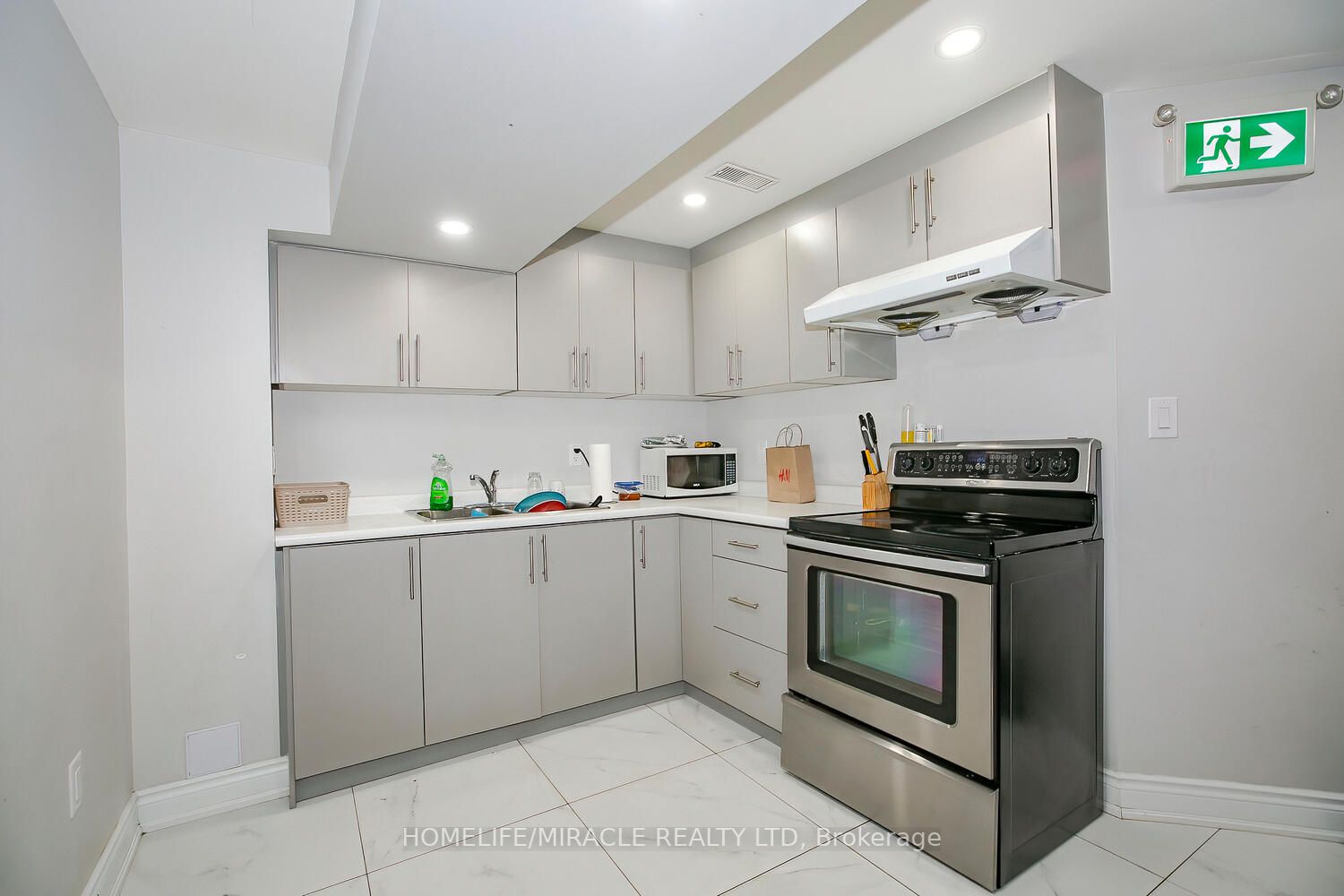 58 Mistycreek Cres