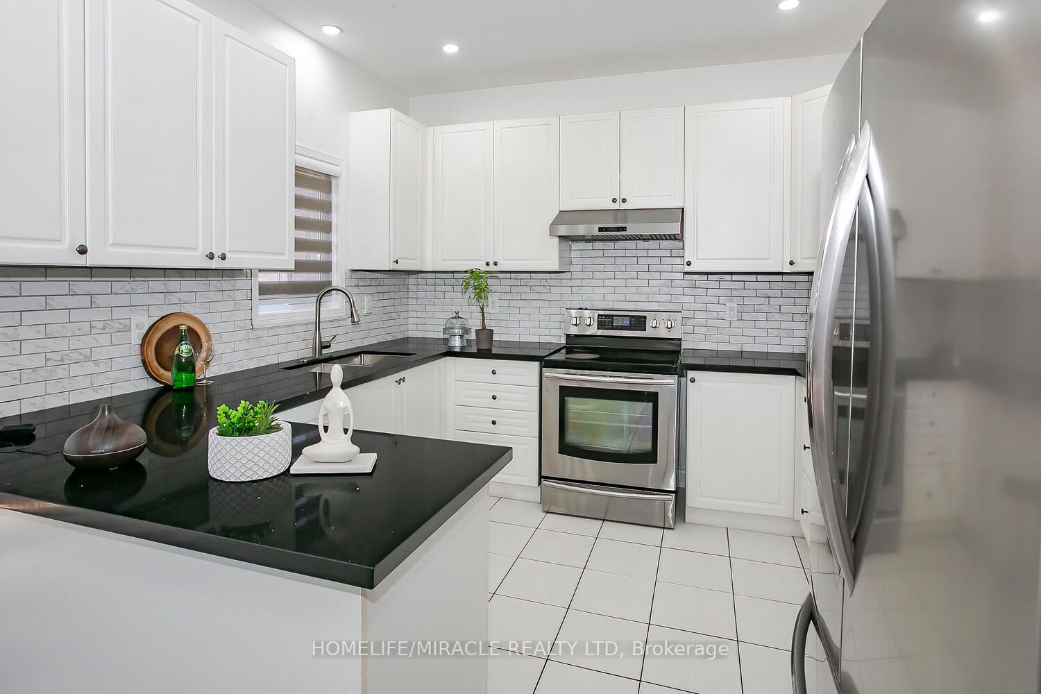 58 Mistycreek Cres