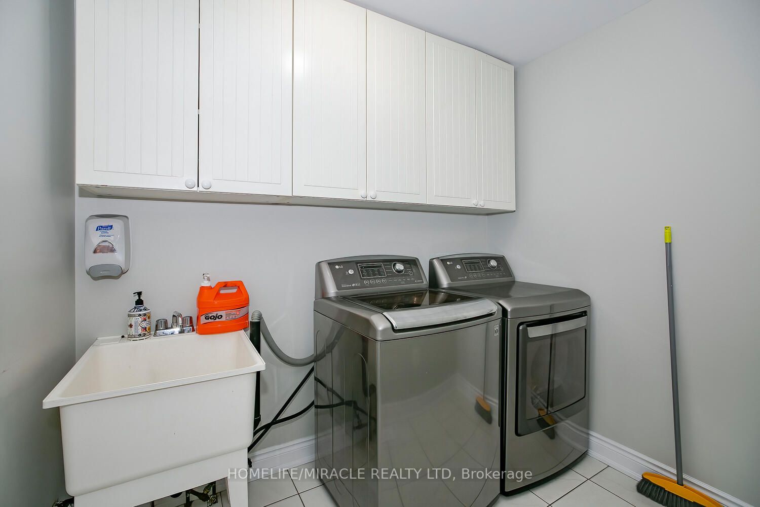 58 Mistycreek Cres