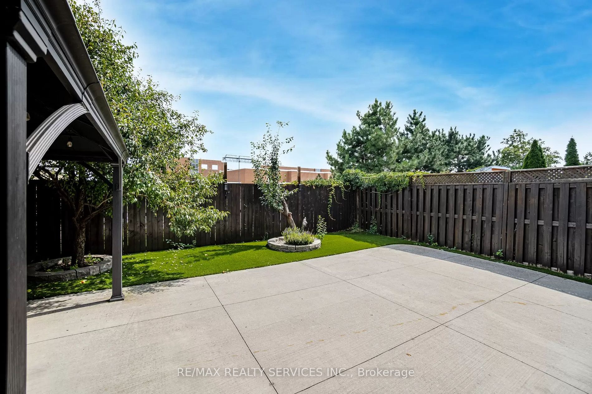25 Sewells Lane
