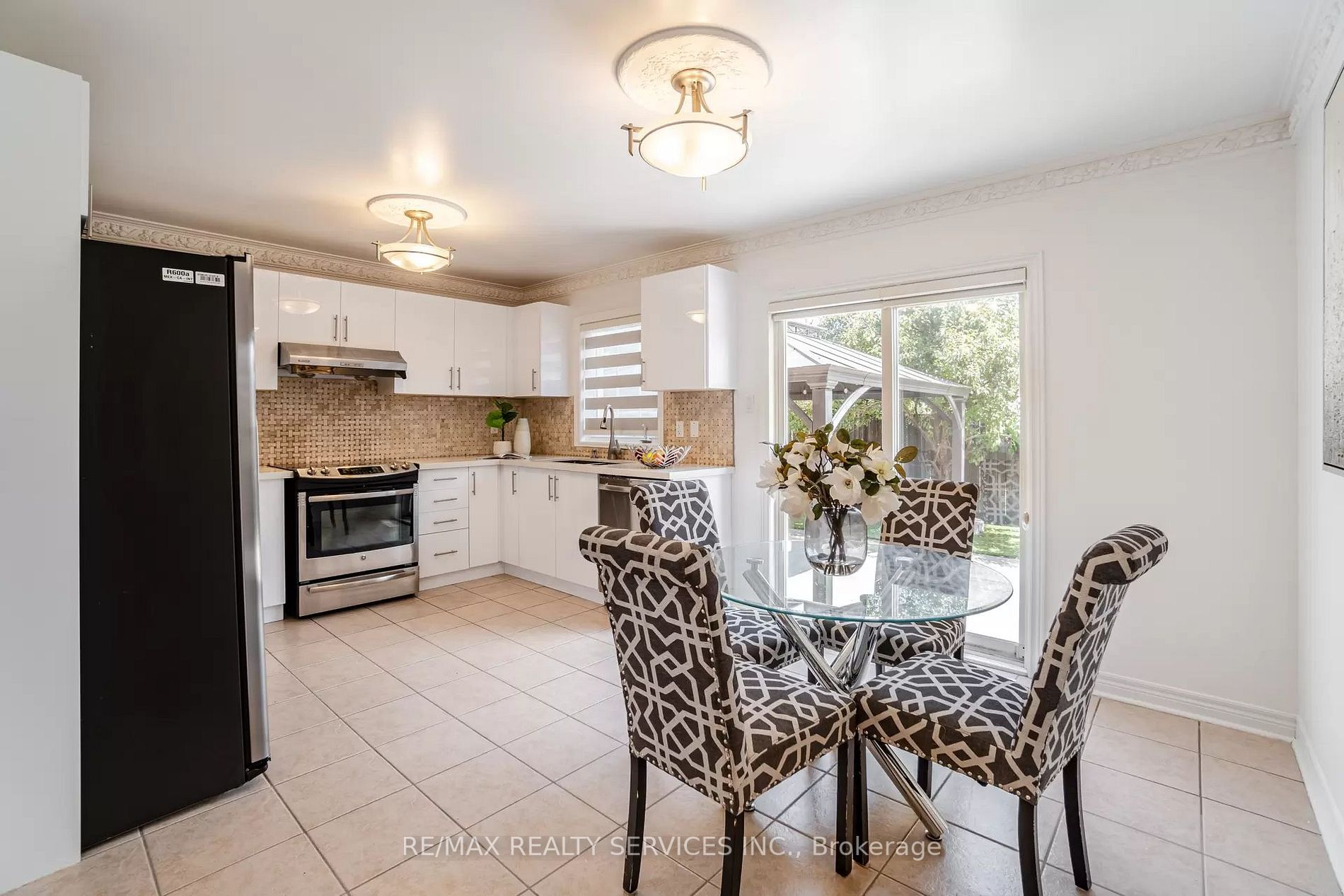 25 Sewells Lane
