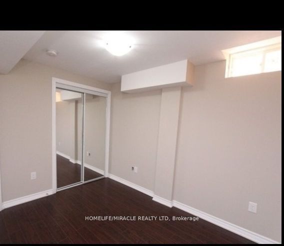 22 Long Branch Tr