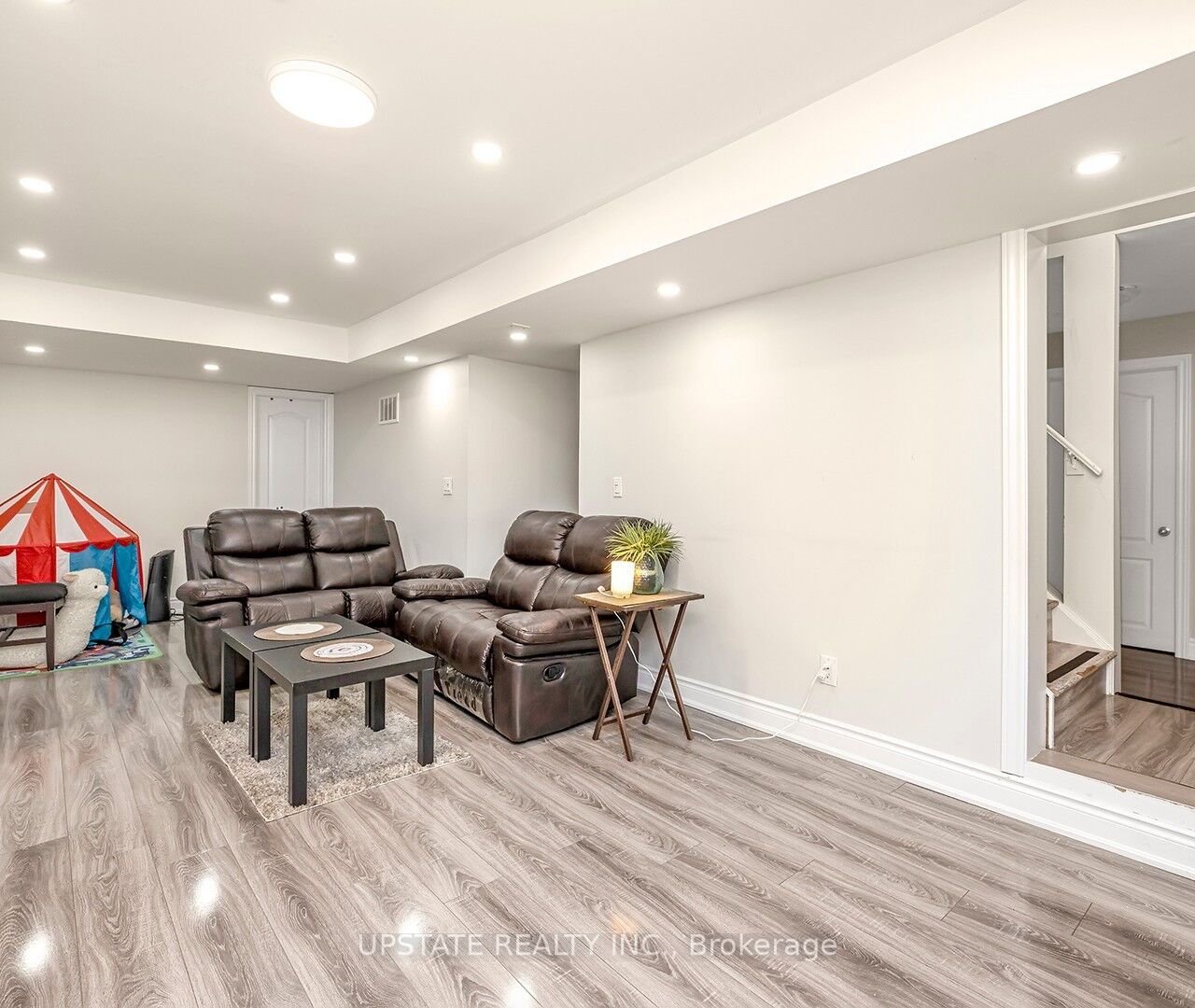 8047 Financial Dr