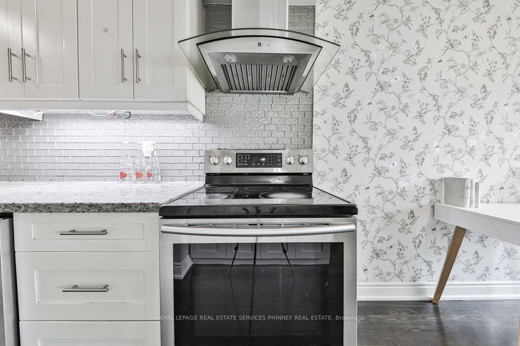5628 Palmerston Cres