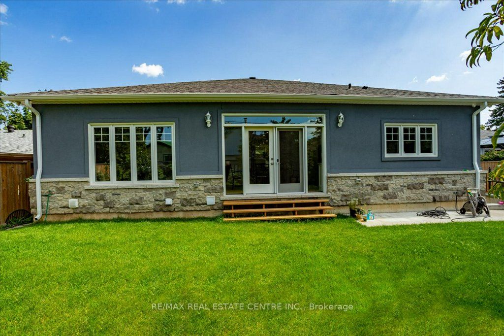 89 Anne Boulevard