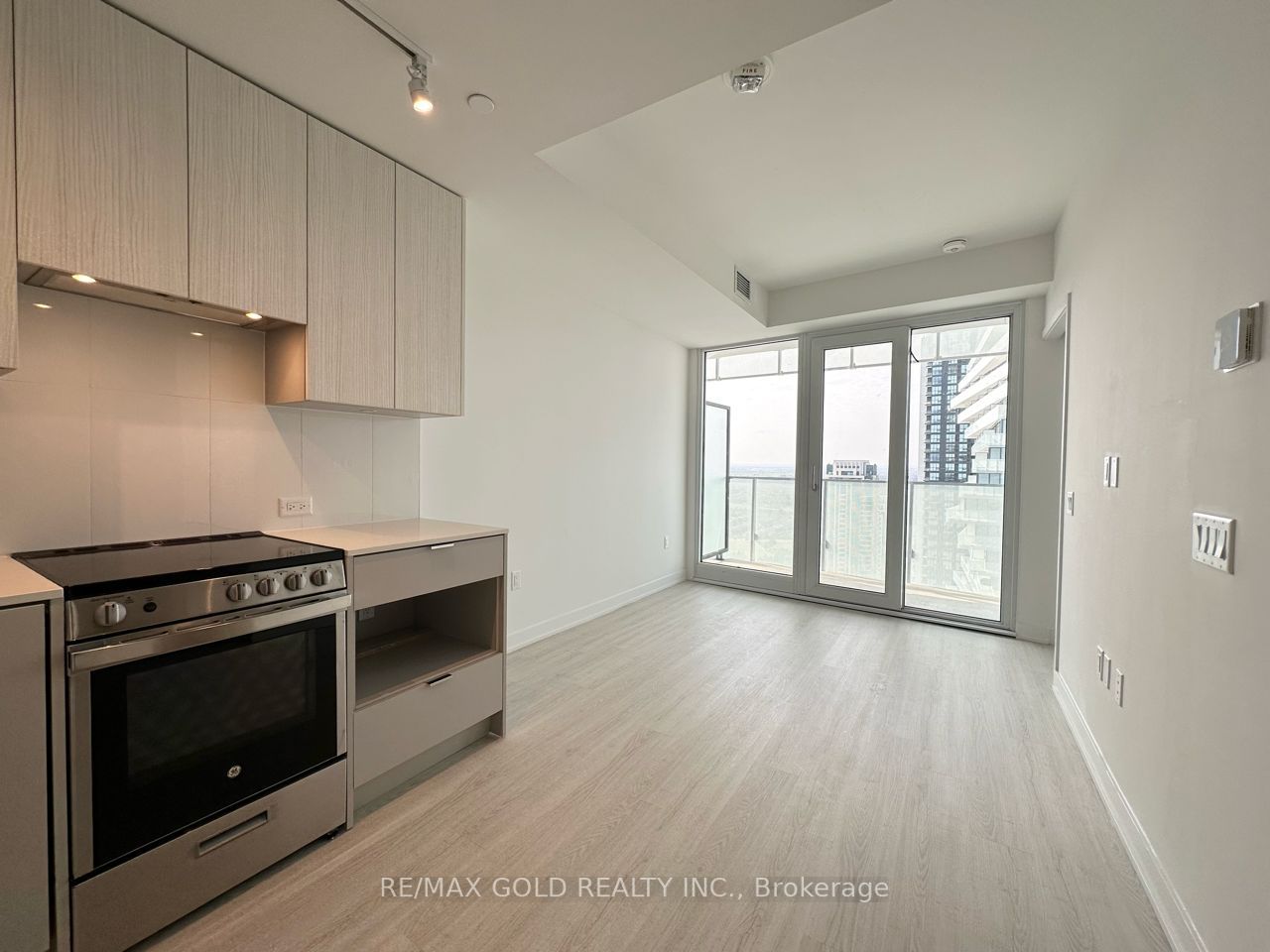 3883 Quartz Road, #3502
