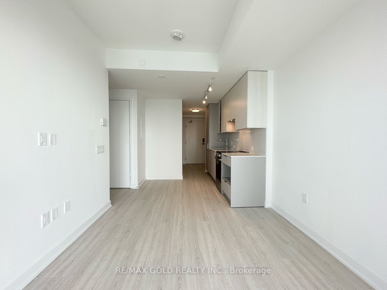 3883 Quartz Road, #3502