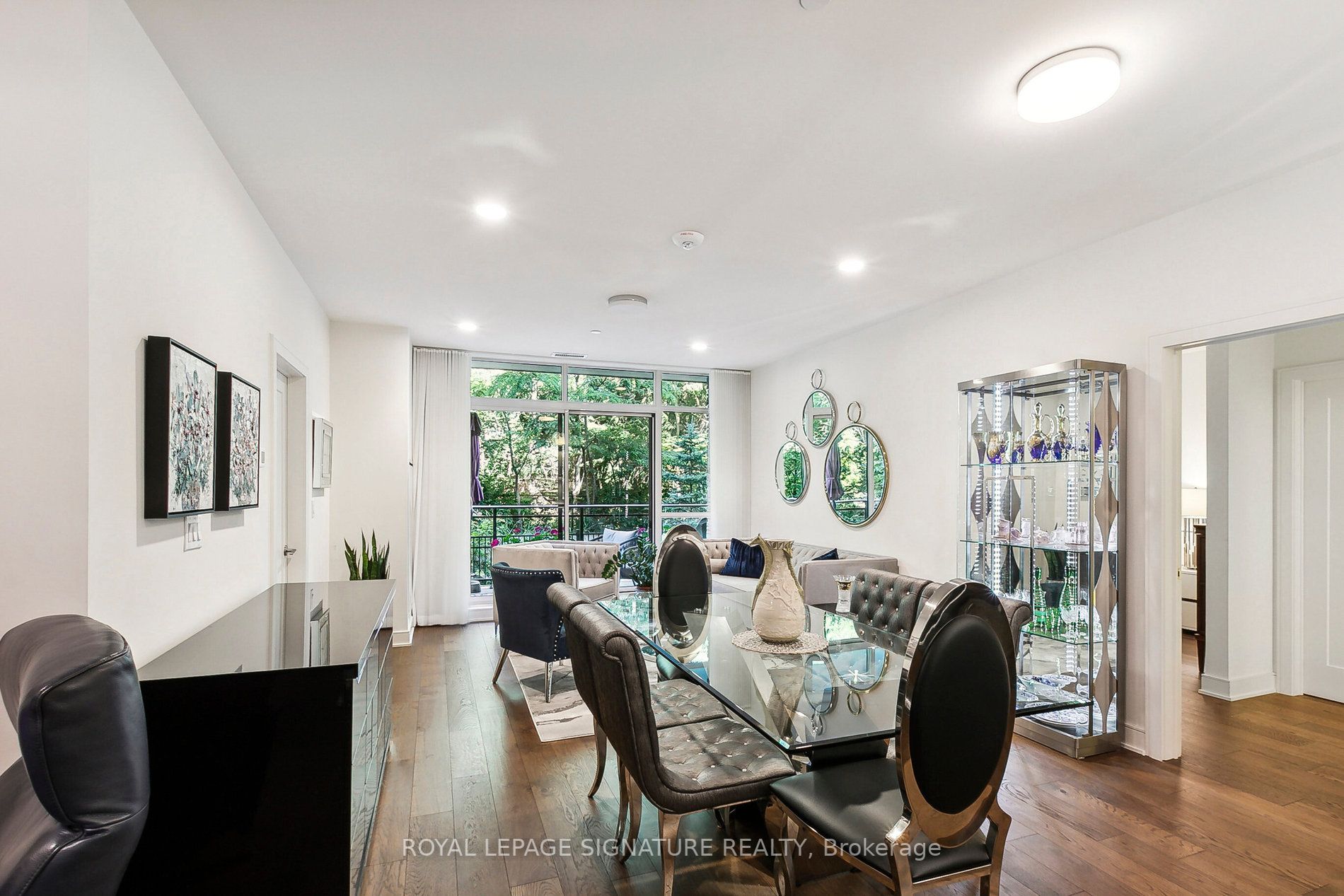 1575 Lakeshore Rd W, #109