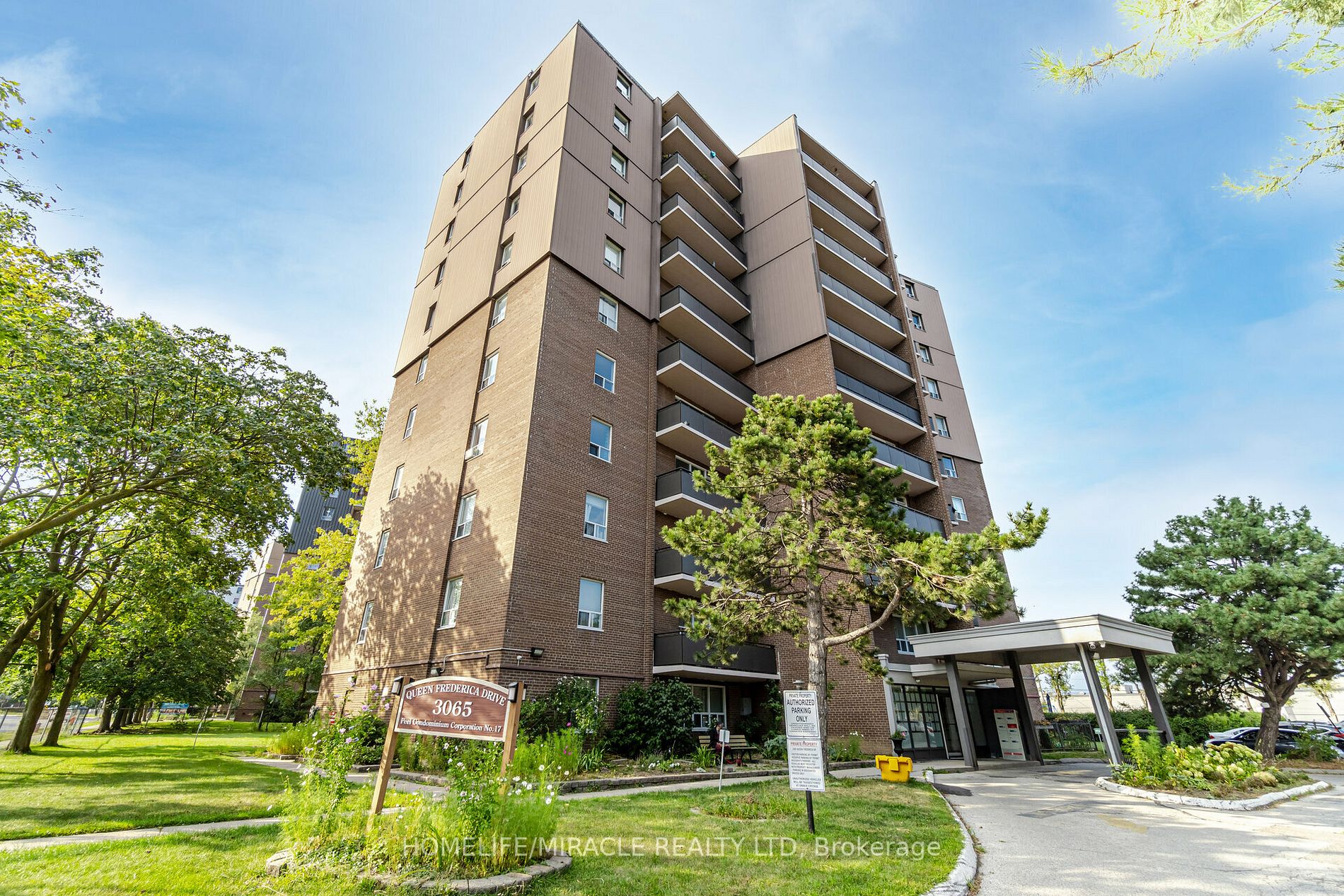 3065 Queen Frederica Dr, #1107
