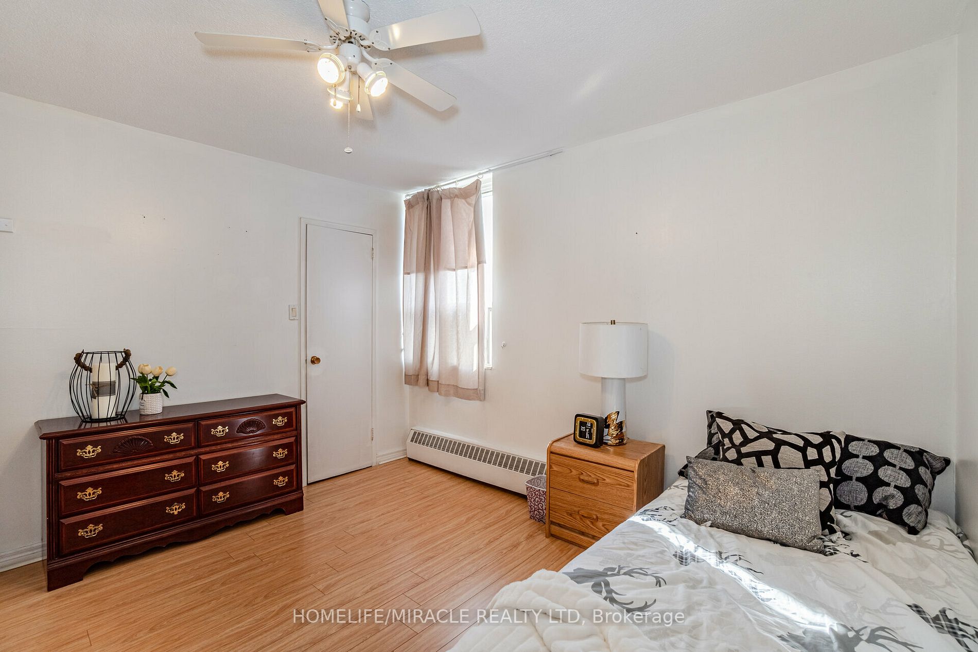 3065 Queen Frederica Dr, #1107