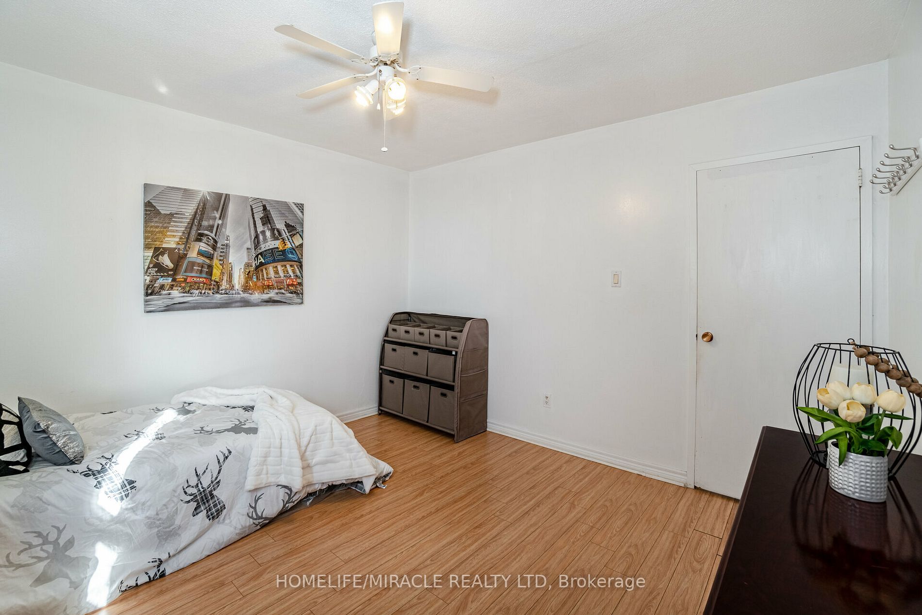 3065 Queen Frederica Dr, #1107