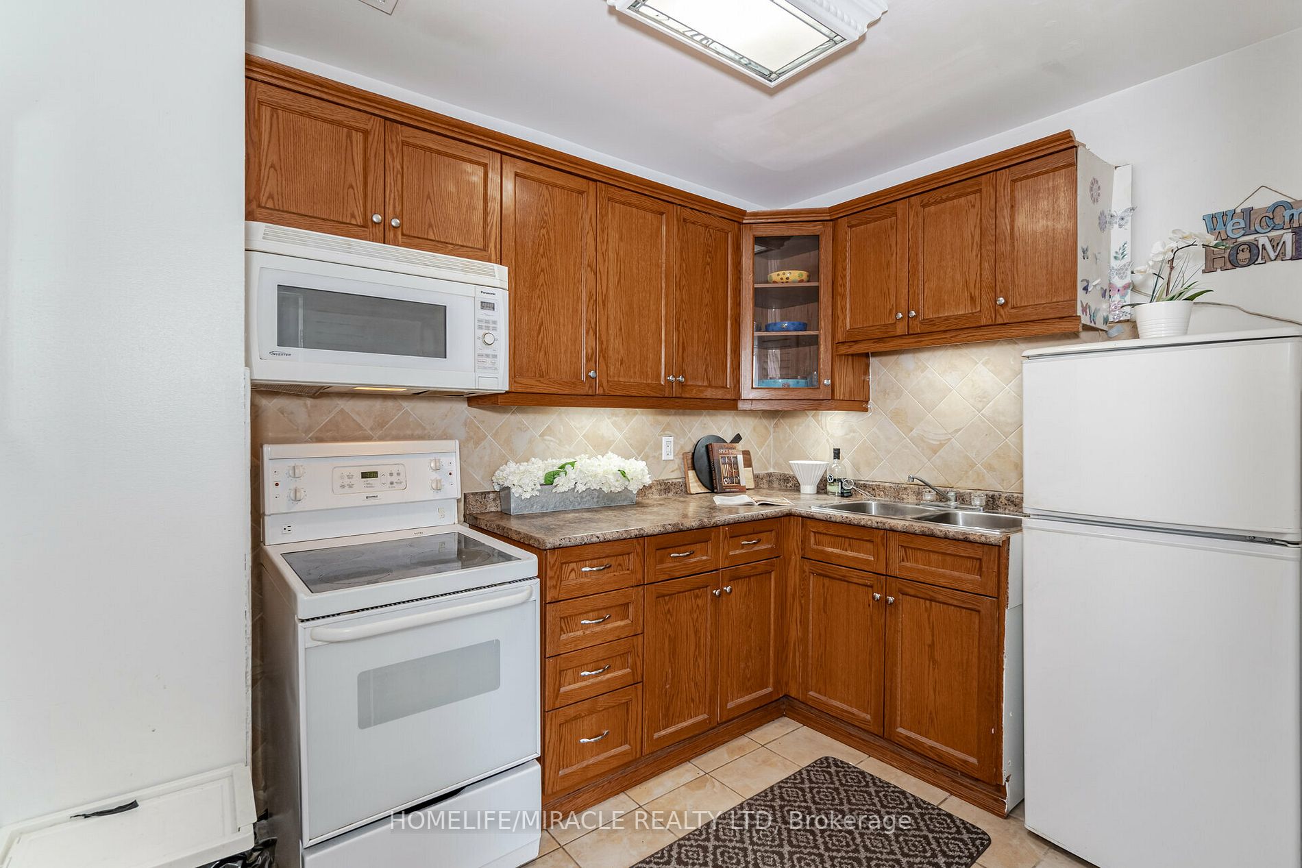 3065 Queen Frederica Dr, #1107