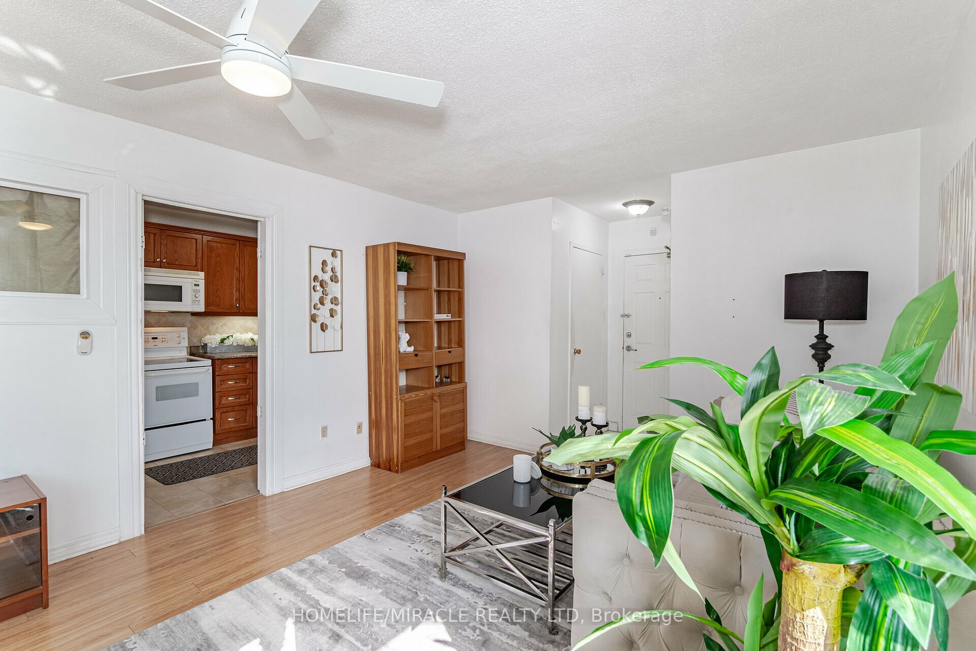 3065 Queen Frederica Dr, #1107