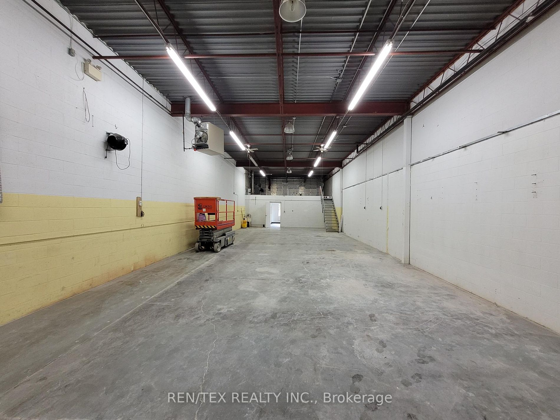 4 Marconi Crt, #Unit 6