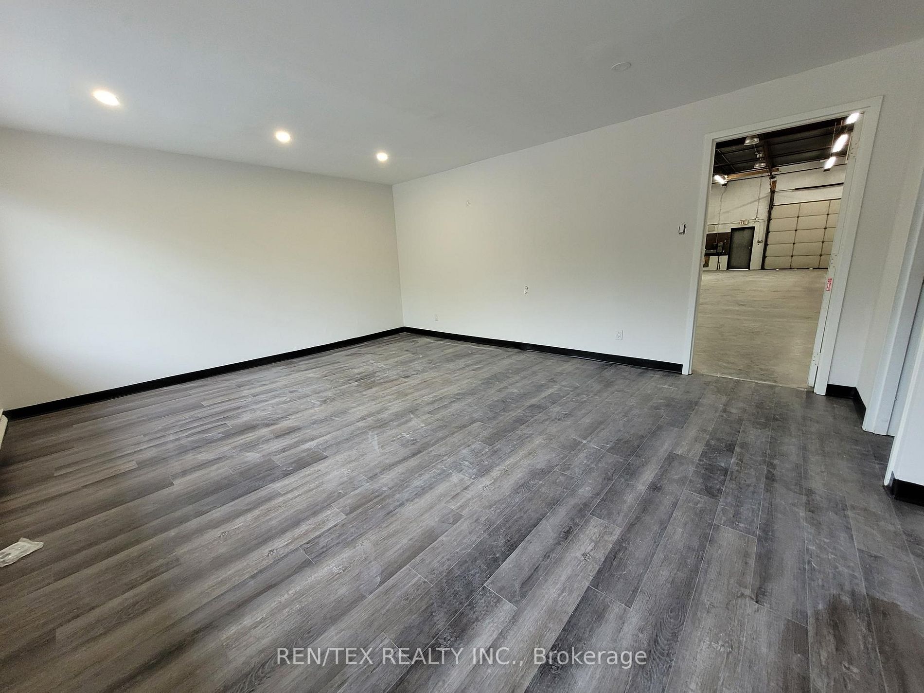 4 Marconi Crt, #Unit 6