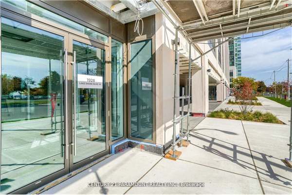 1926 Lakeshore Blvd W, Toronto