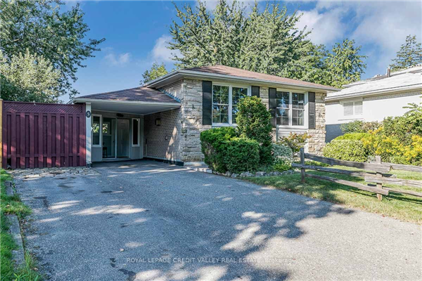 5 Melville Cres, Brampton