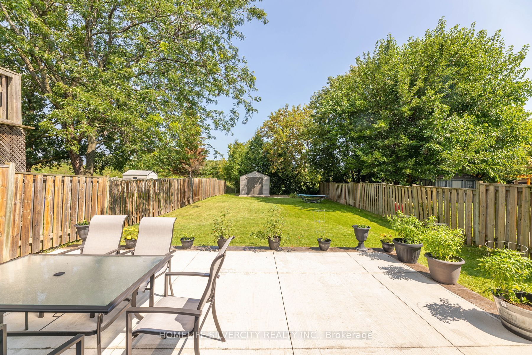 3122 Driftwood Dr