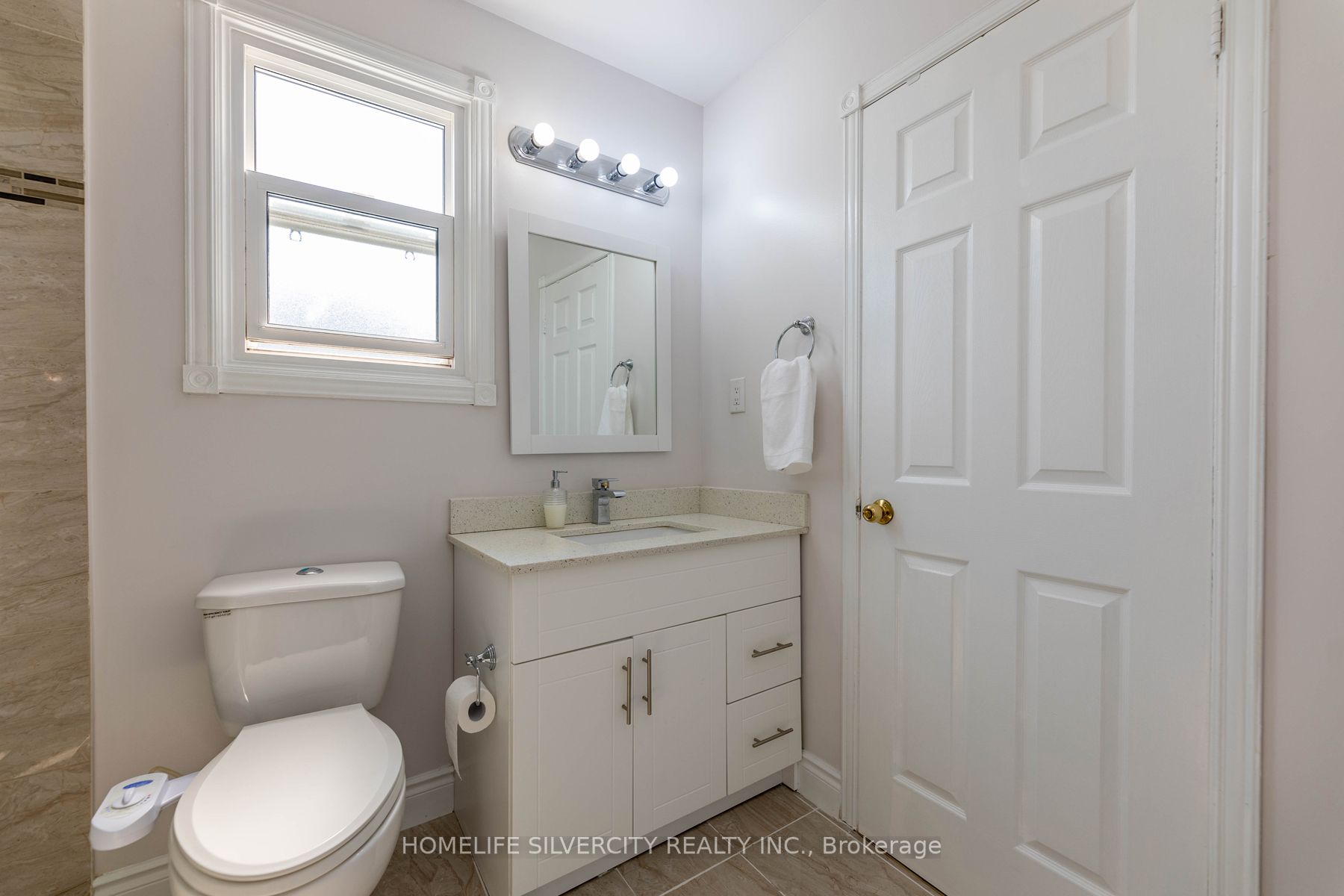3122 Driftwood Dr