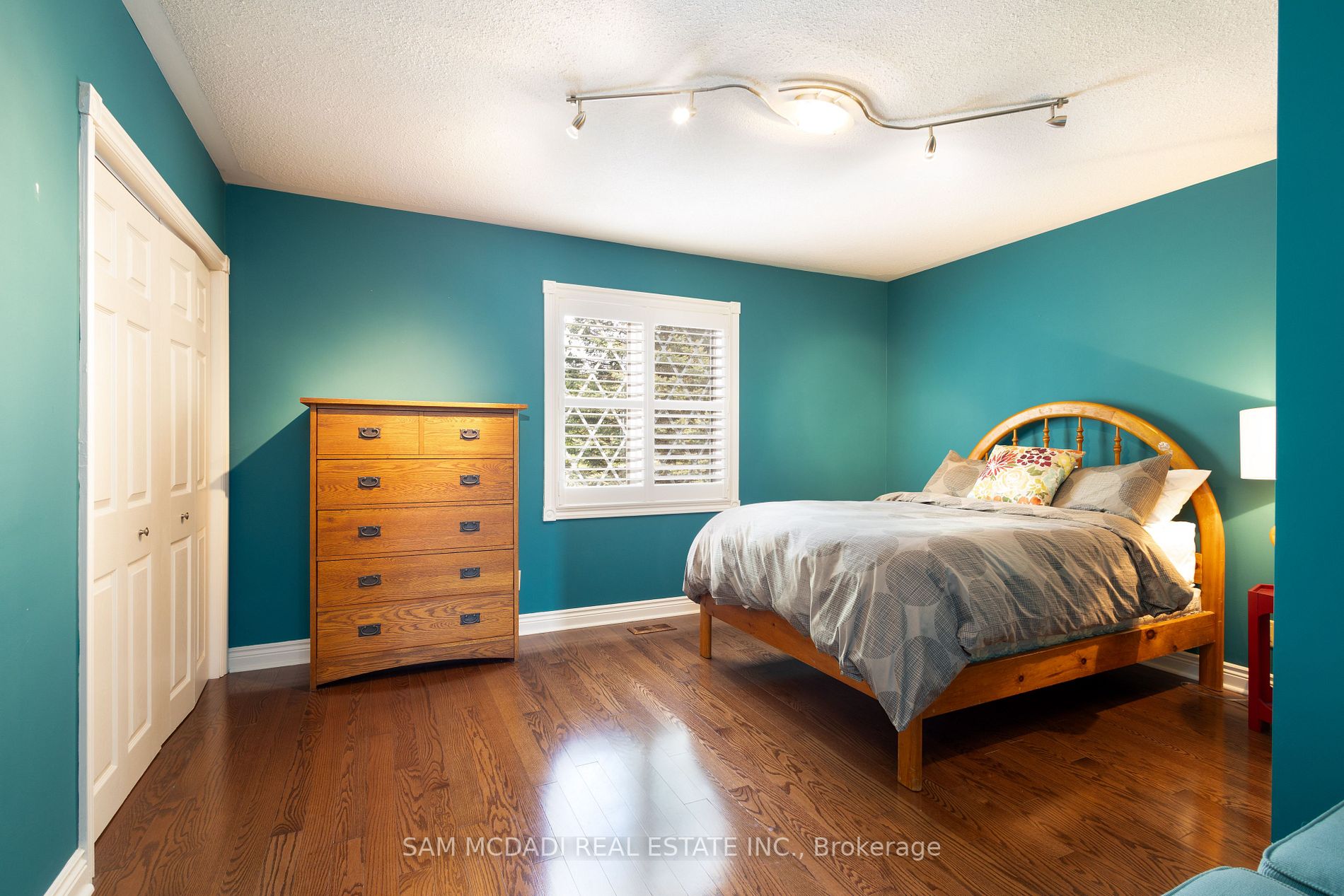 18 Ingleview Dr