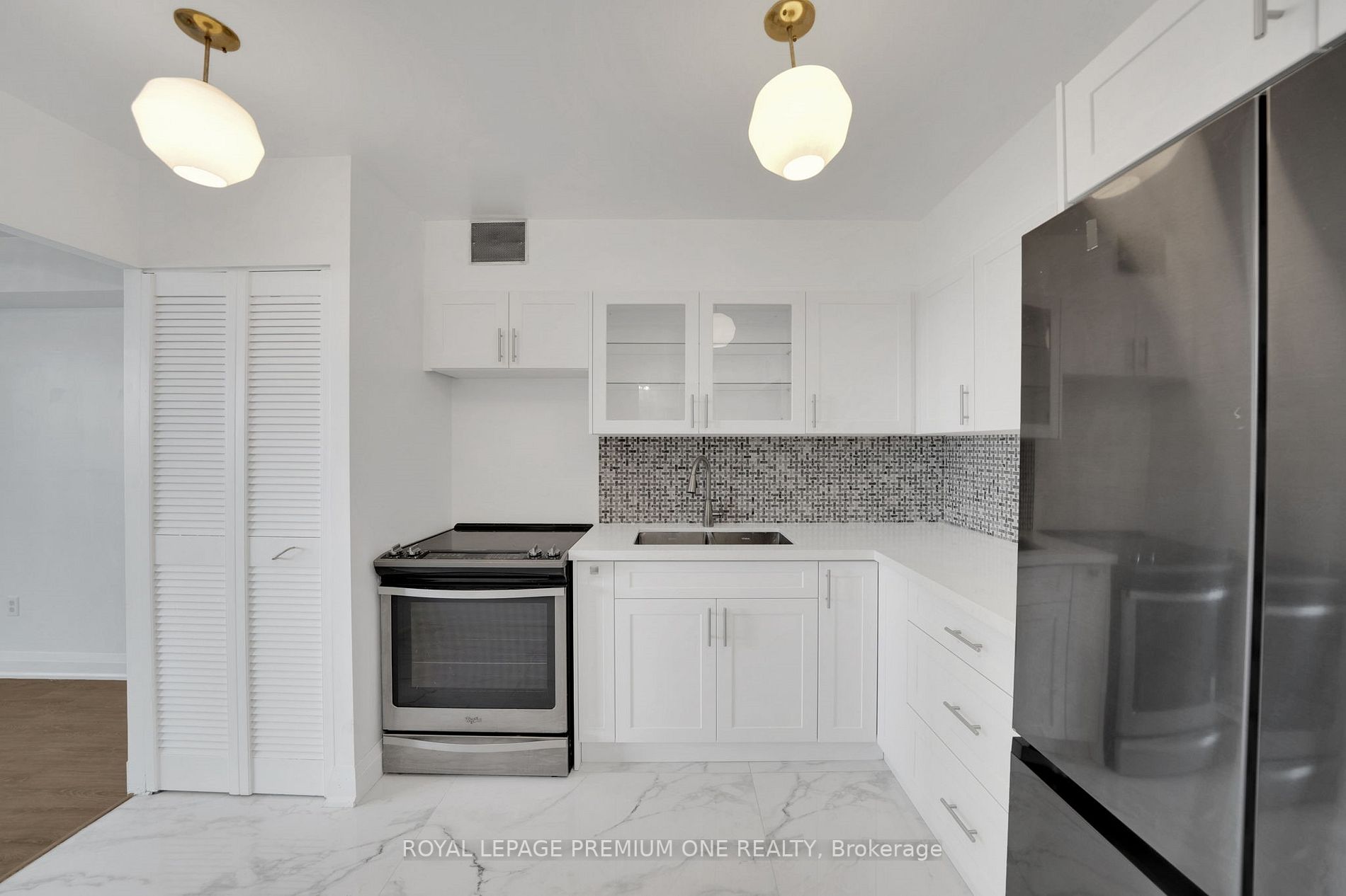 5 San Romano Way, #706