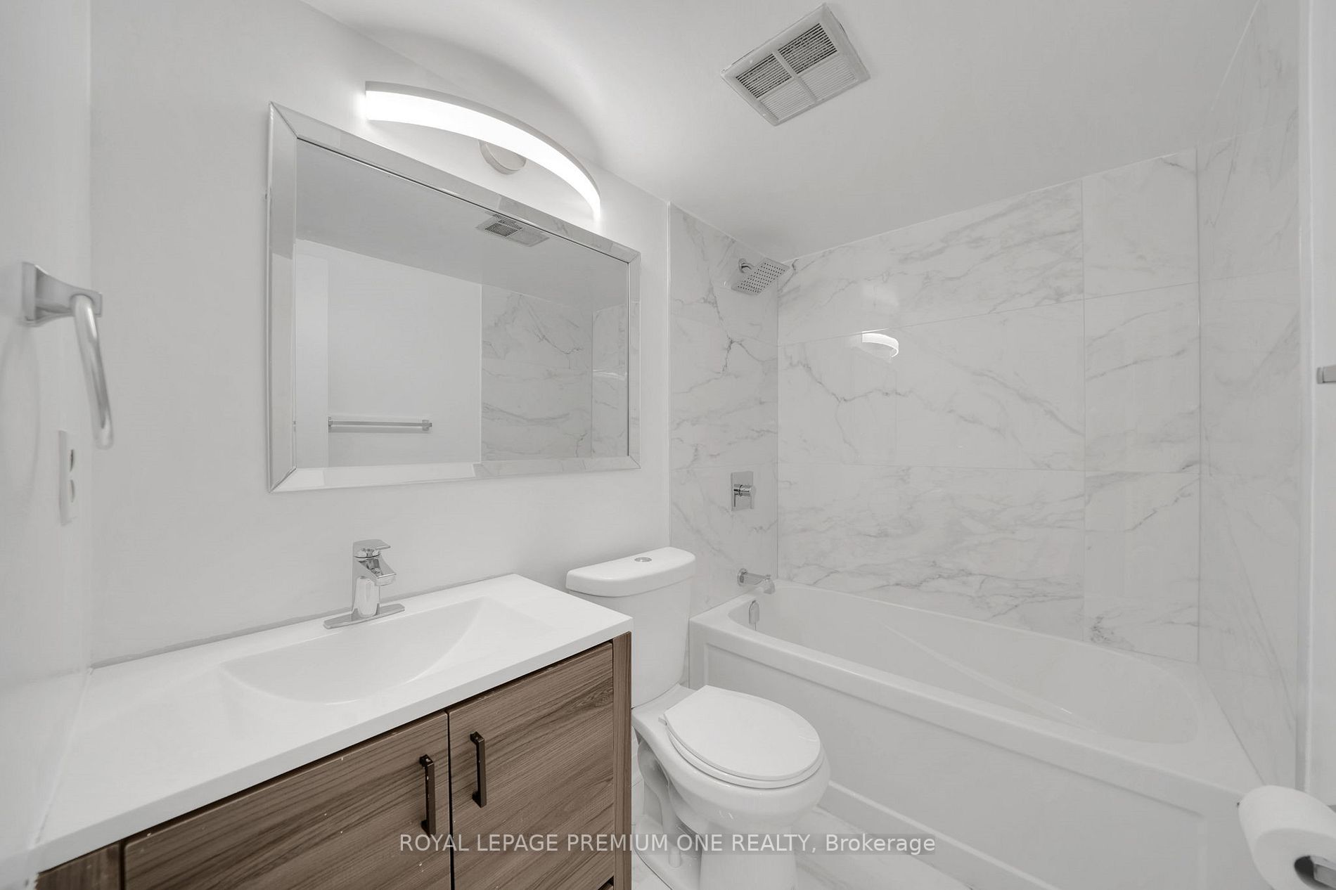 5 San Romano Way, #706