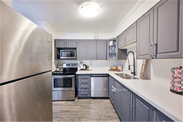 95 Trailwood Dr, Mississauga