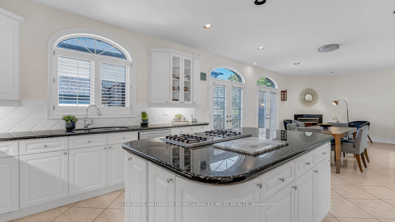 1429 Brentano Blvd