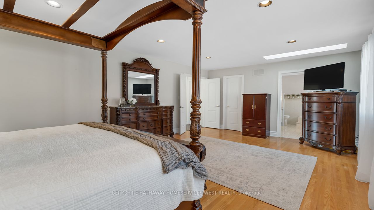 1429 Brentano Blvd