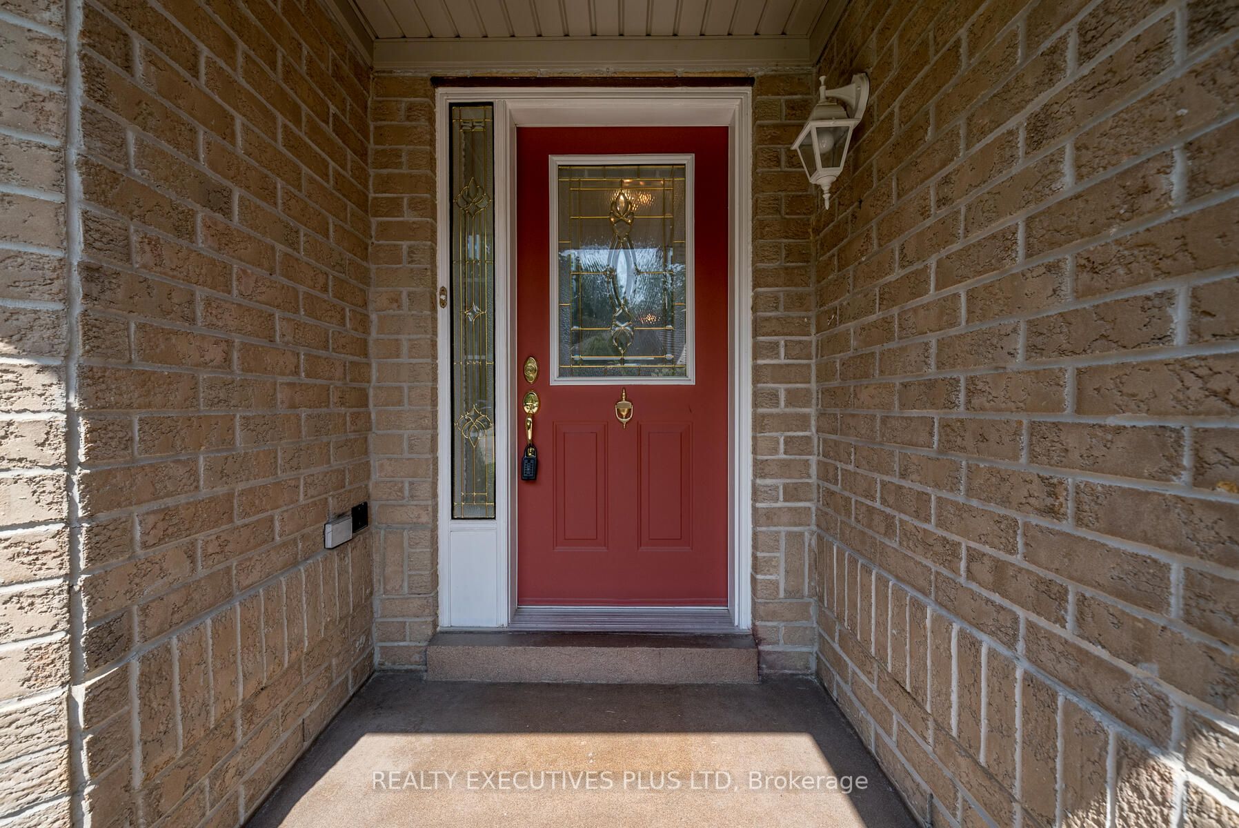 9 Hilliard Crt