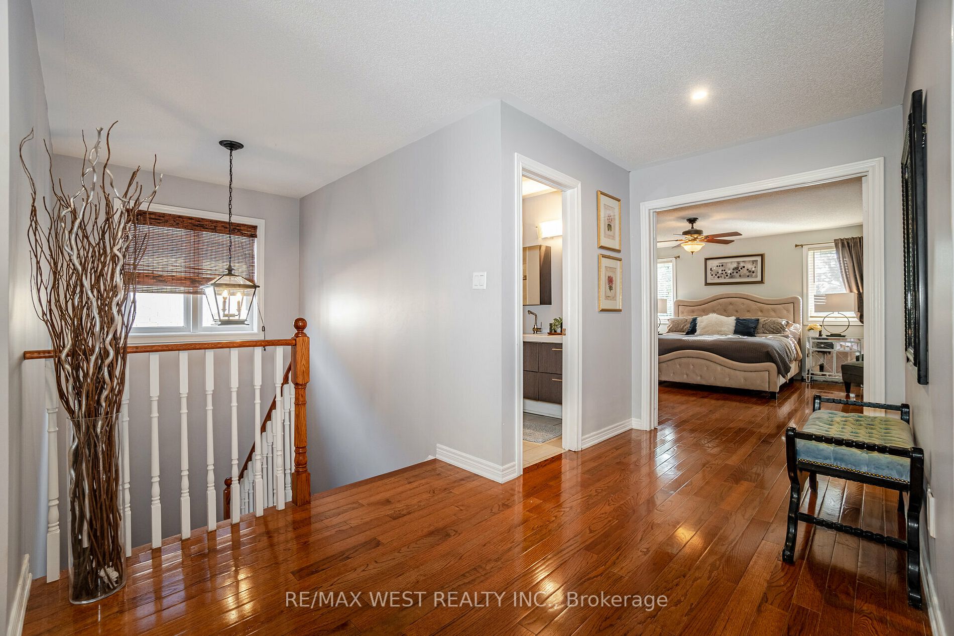 6 Meadow Brook Court