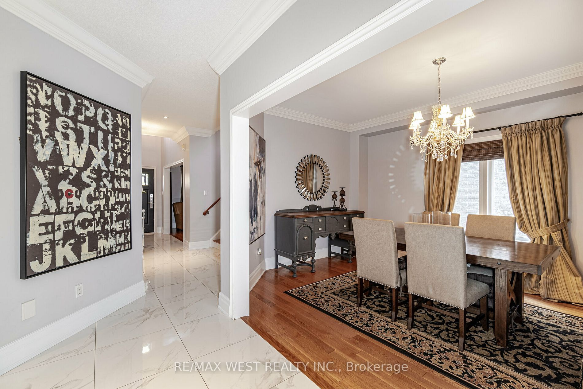6 Meadow Brook Court