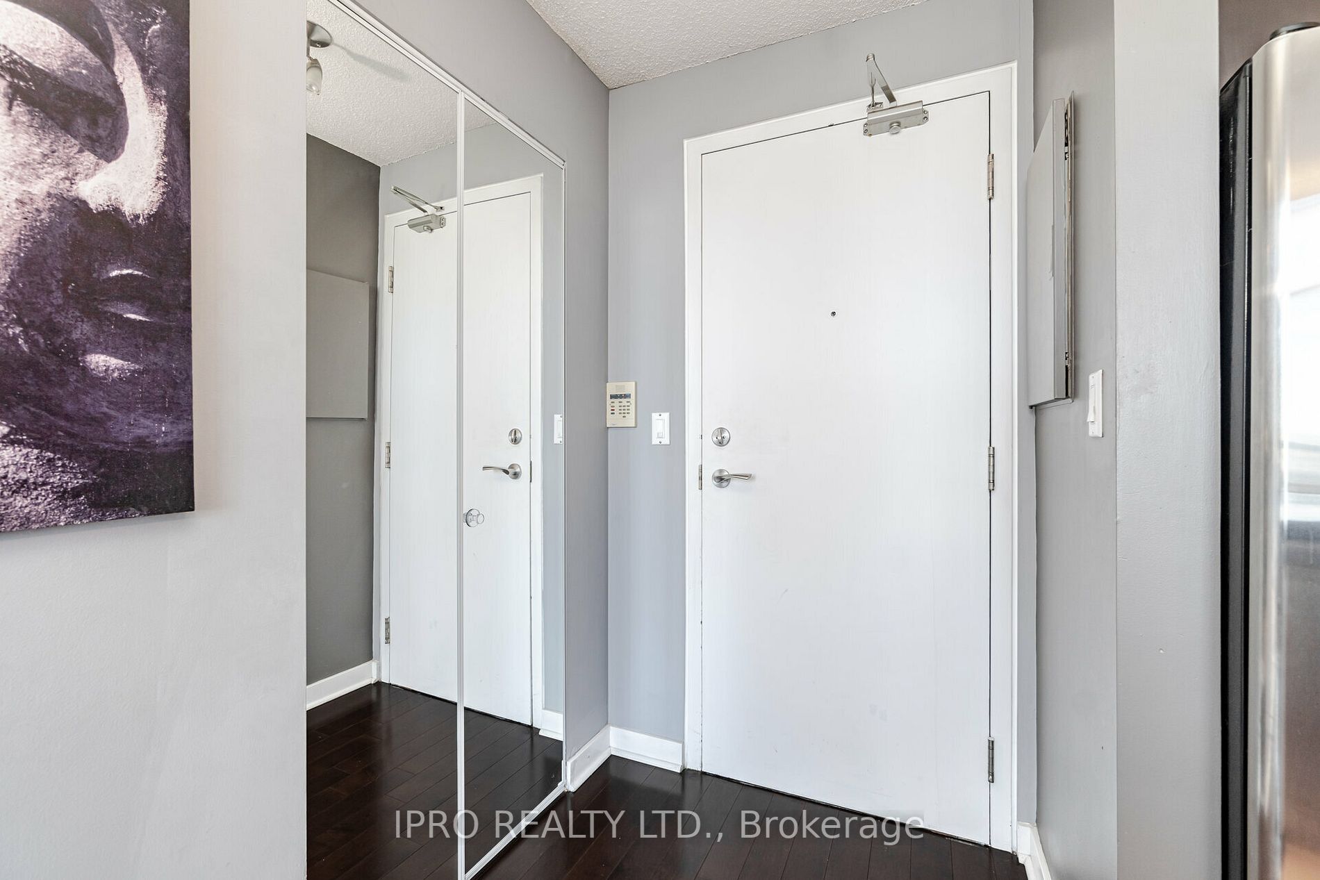 250 Manitoba St, #715