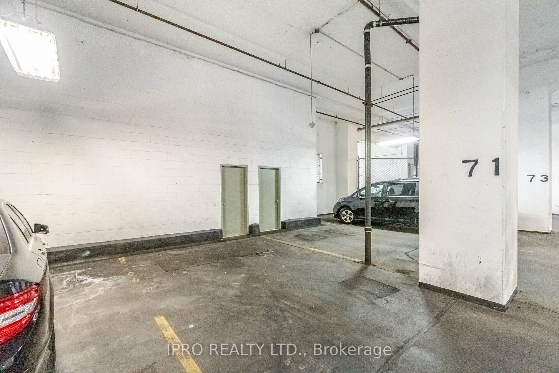 250 Manitoba St, #715