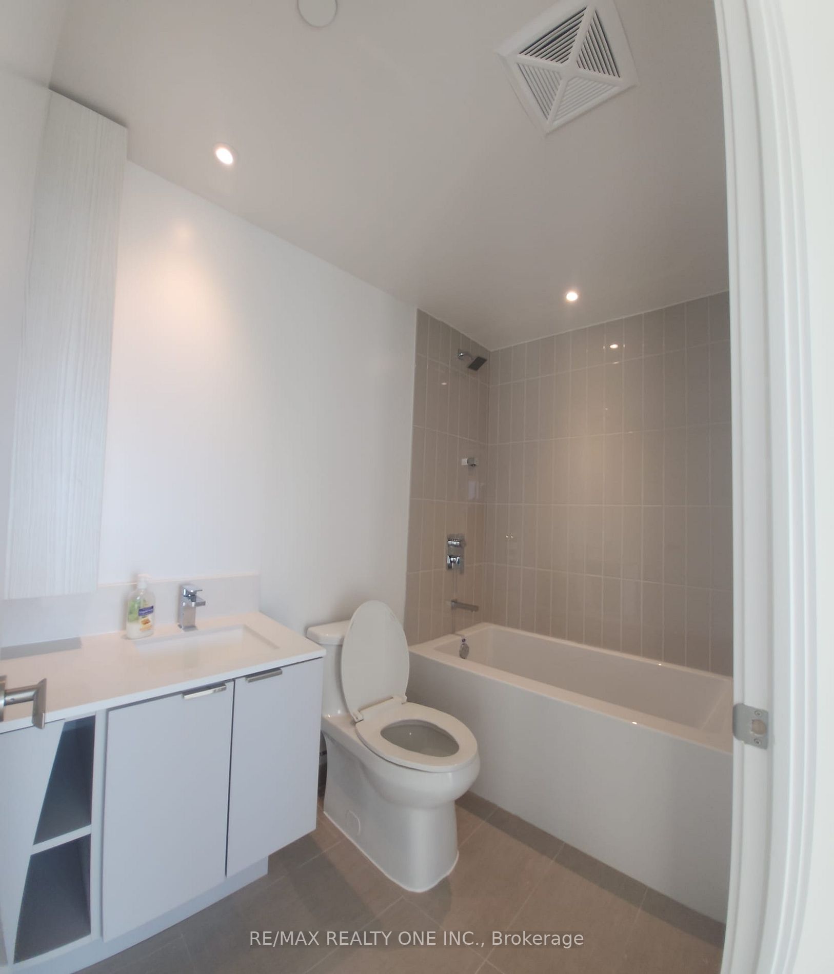 3883 Quartz Road #4601